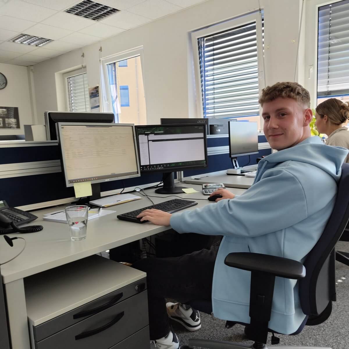 Abschlussprüfung Teil 2 Kauffrau Für Büromanagement 2020 Die ersten Eindrücke unserer neuen Azubis - Autoteile Post AG