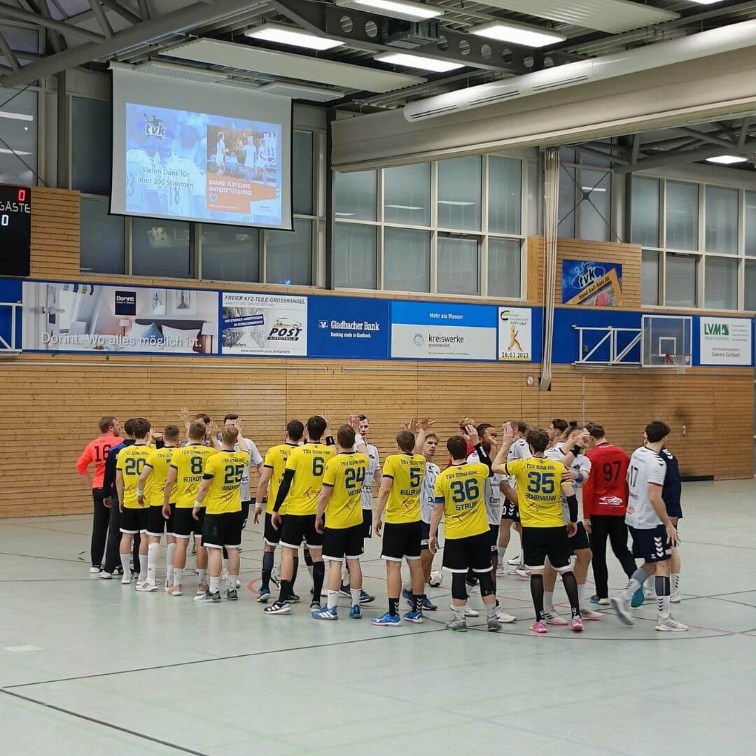 Azubis beim TVK Handballspiel