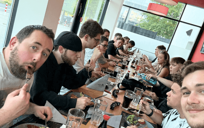 Azubi-Essen Autoteile Post